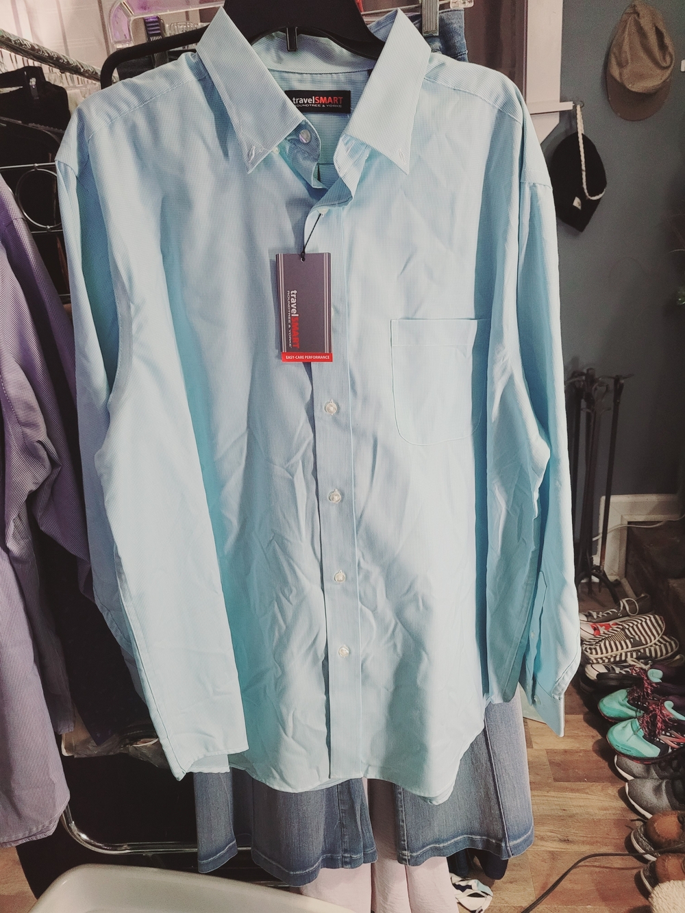 Roundtree & Yorke Light Blue Men's Dress Shirt